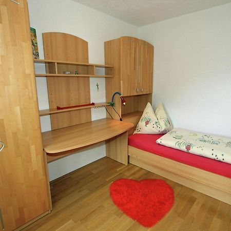 Home With A Wooden Decor And Full Of Atmosphere Außervillgraten Exteriör bild